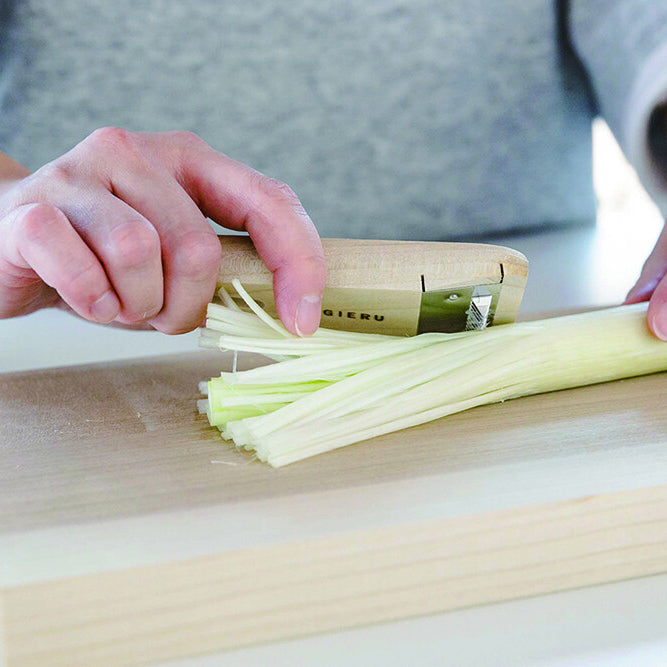 Japan Made Green onion peeler (Gift box)